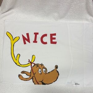 Pottery barn teen 2016 cotton Dr. Seuss “Nice” Max dog from Grinch pilllowcase